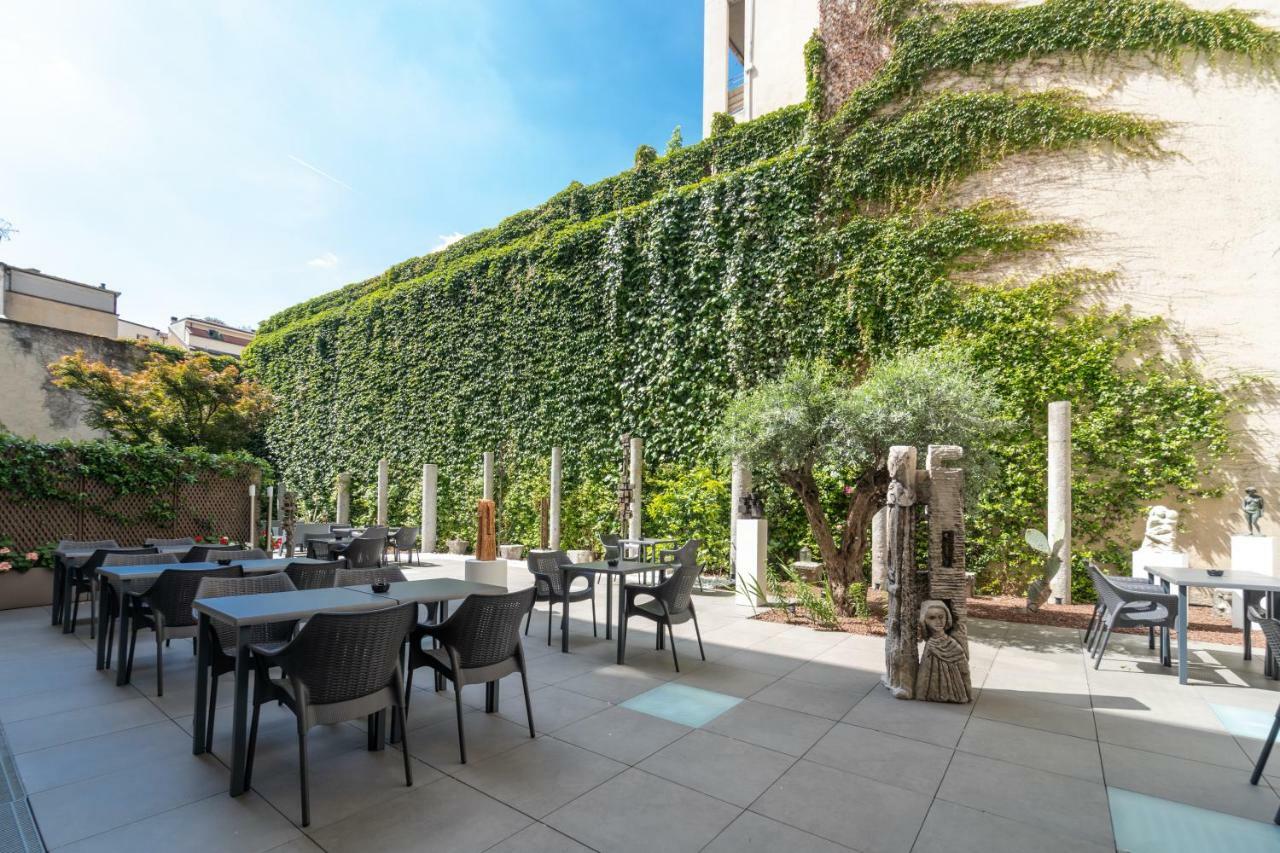 Hotel Milano Castello Exterior photo